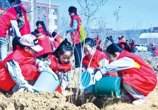 本地新闻速读作男在洗浴耍完大牌还赖账